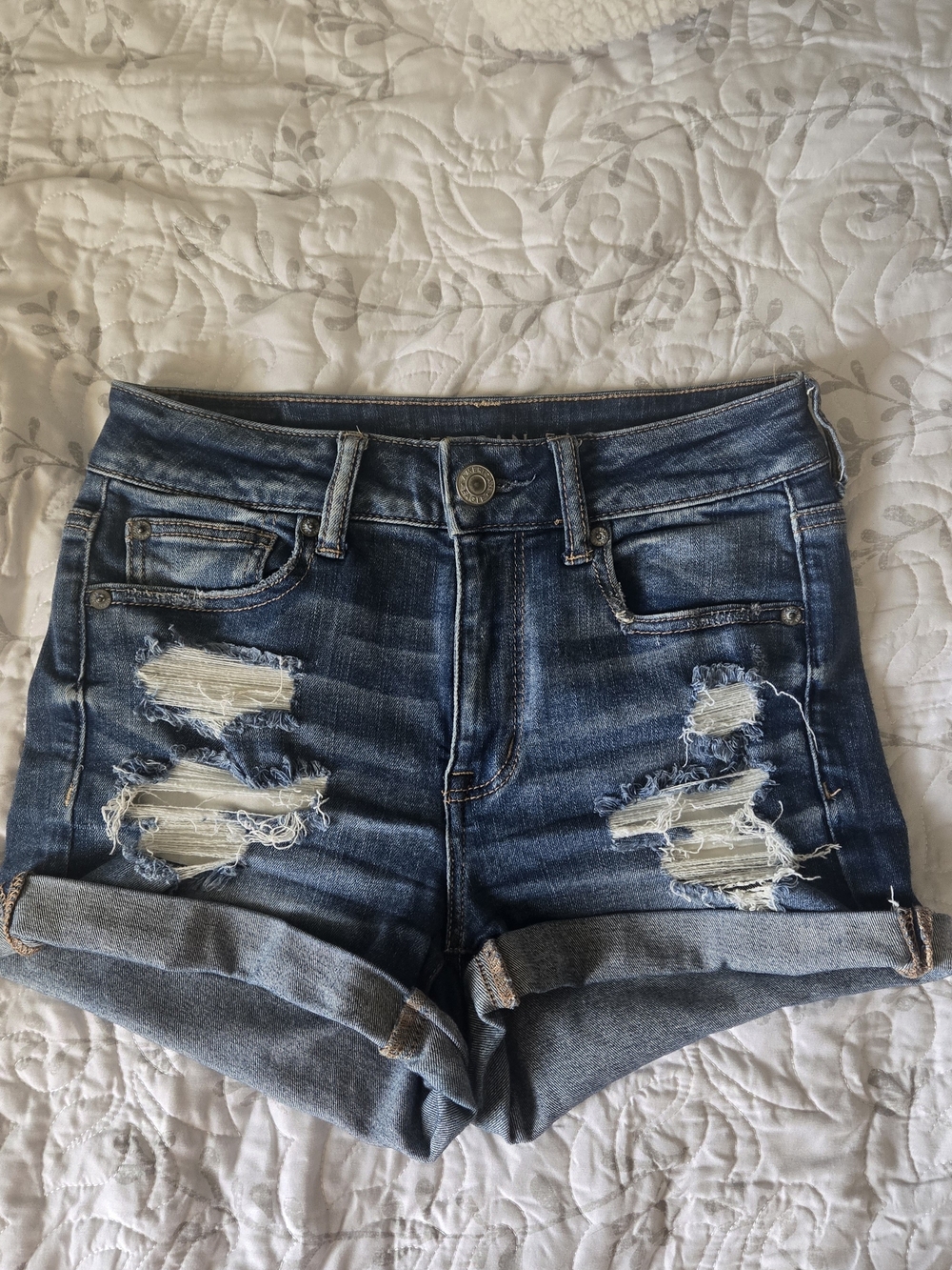 American Eagle Hi Rise Shortie Denim Shorts W/distressing